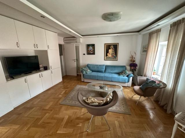 Cozy Old Town Apartment, Apartment Budva