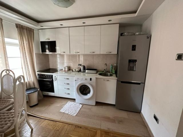 Apartment Cozy Old Town Apartment, Budva